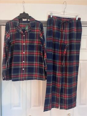 L.L. Bean Navy Plaid Cotton-Blend Pajama Set with Red and blue Accents